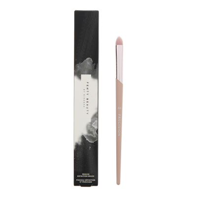 Fenty Beauty Precise Definition Eyeshadow Brush 220